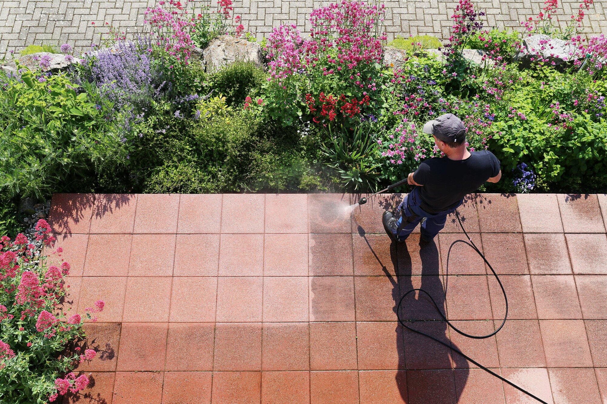 commercial pressure washing companies